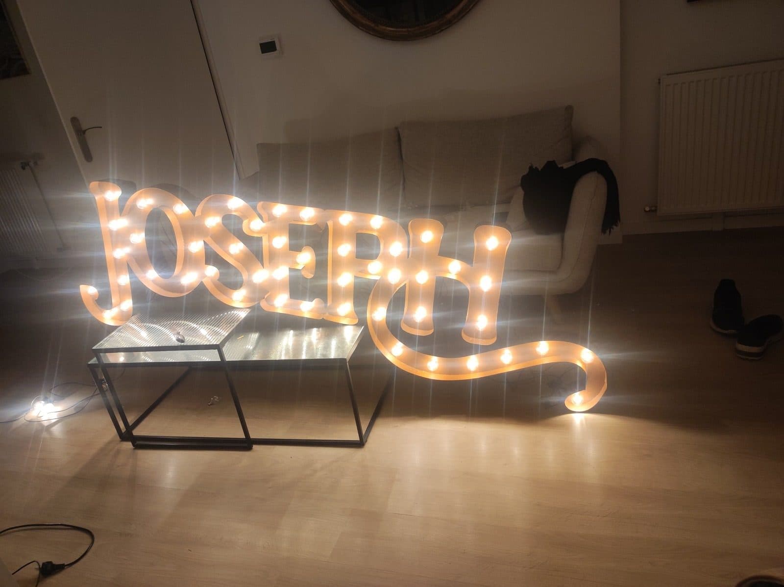 Néon LED sur mesure avec texte personnalisé
